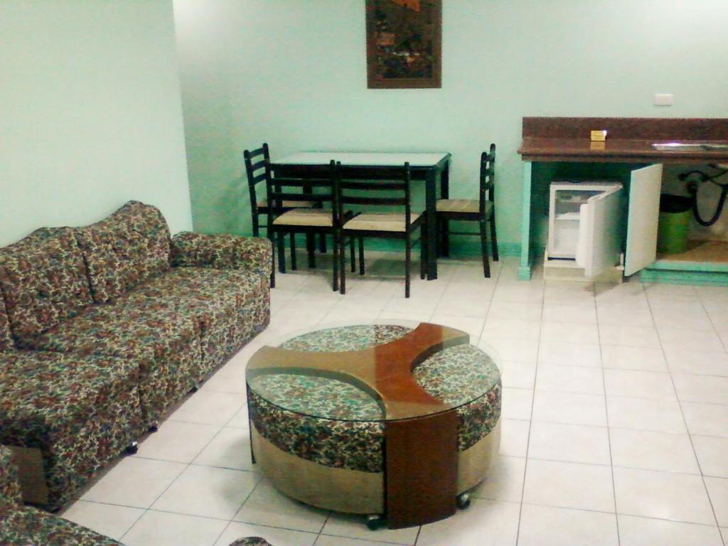 Oyo 765 Ibay Zion Hotel Baguio City Δωμάτιο φωτογραφία
