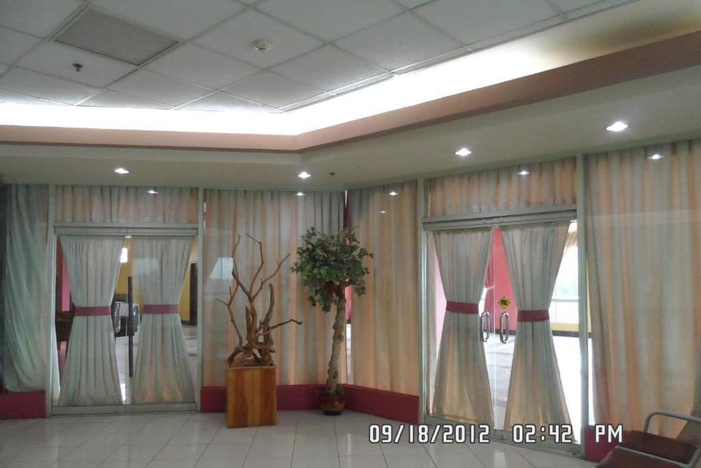 Oyo 765 Ibay Zion Hotel Baguio City Εξωτερικό φωτογραφία